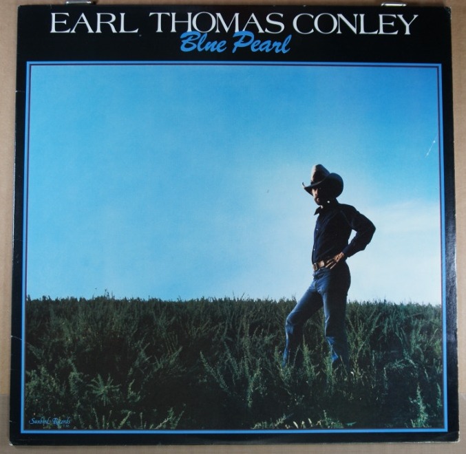 D18.	EARL THOMAS CONLEY BLUE PEARL ~ USA ~