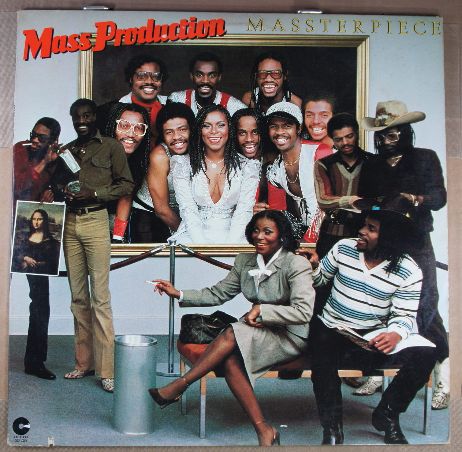 J10. MASS PRODUCTION MASSTERPIECE ~ USA ~