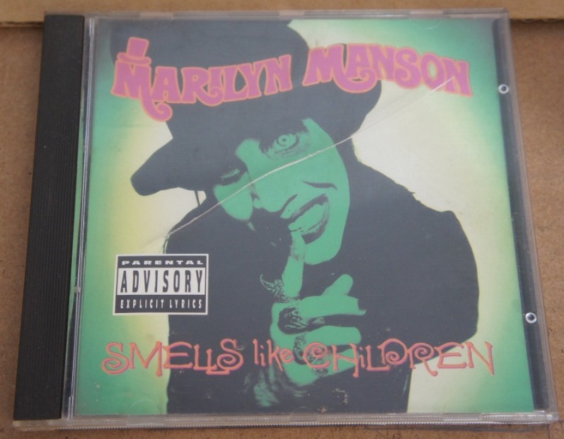 1b 201. MARILYN MANSON SMELLS LIKE CHILDREN ~ USA ~