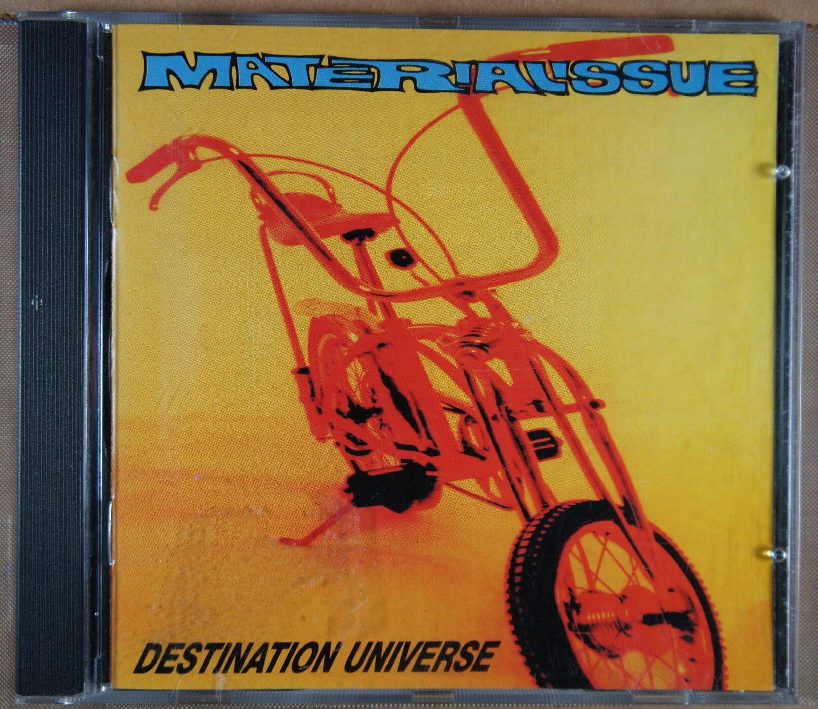 1e 152. MATERIAL ISSUE – DESTINATION UNIVERSE ~ USA ~