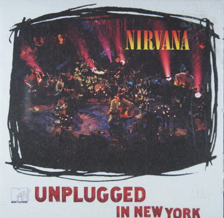 1e 57. NIRVANA – MTV UNPLUGGED IN NEW YORK ~ USA ~