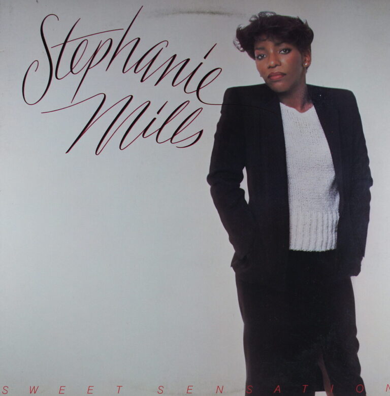 I91. STEPHANIE MILLS SWEET SENSATION ~ USA ~