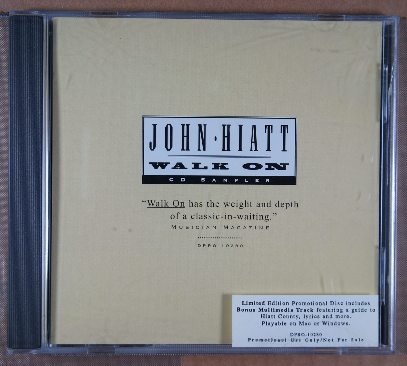 1e 111. JOHN HIATT – WALK ON CD SAMPLER ~ Promo Copy ~ USA ~