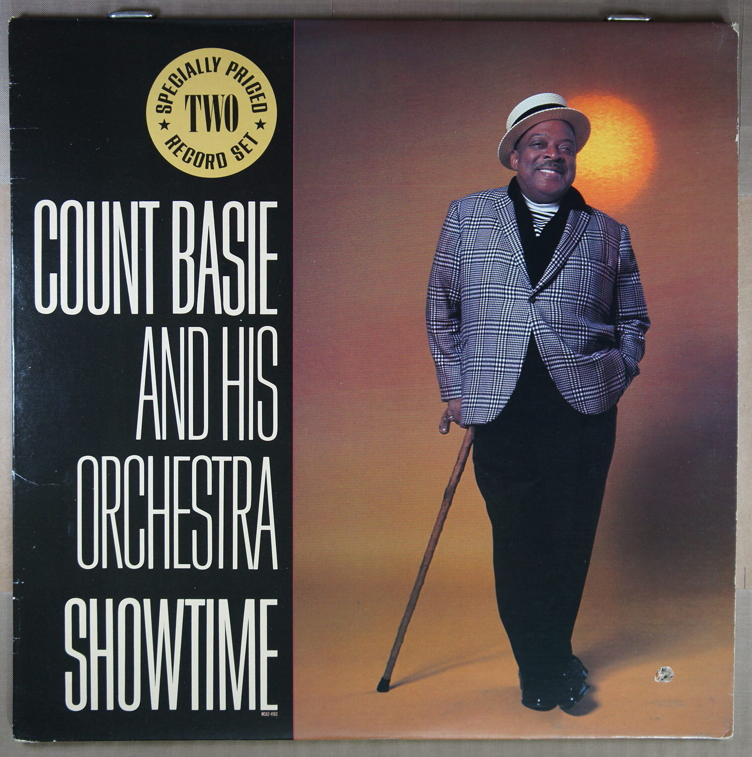 K7. COUNT BASIE AND HIS ORCHESTRA SHOWTIME ~ USA ~