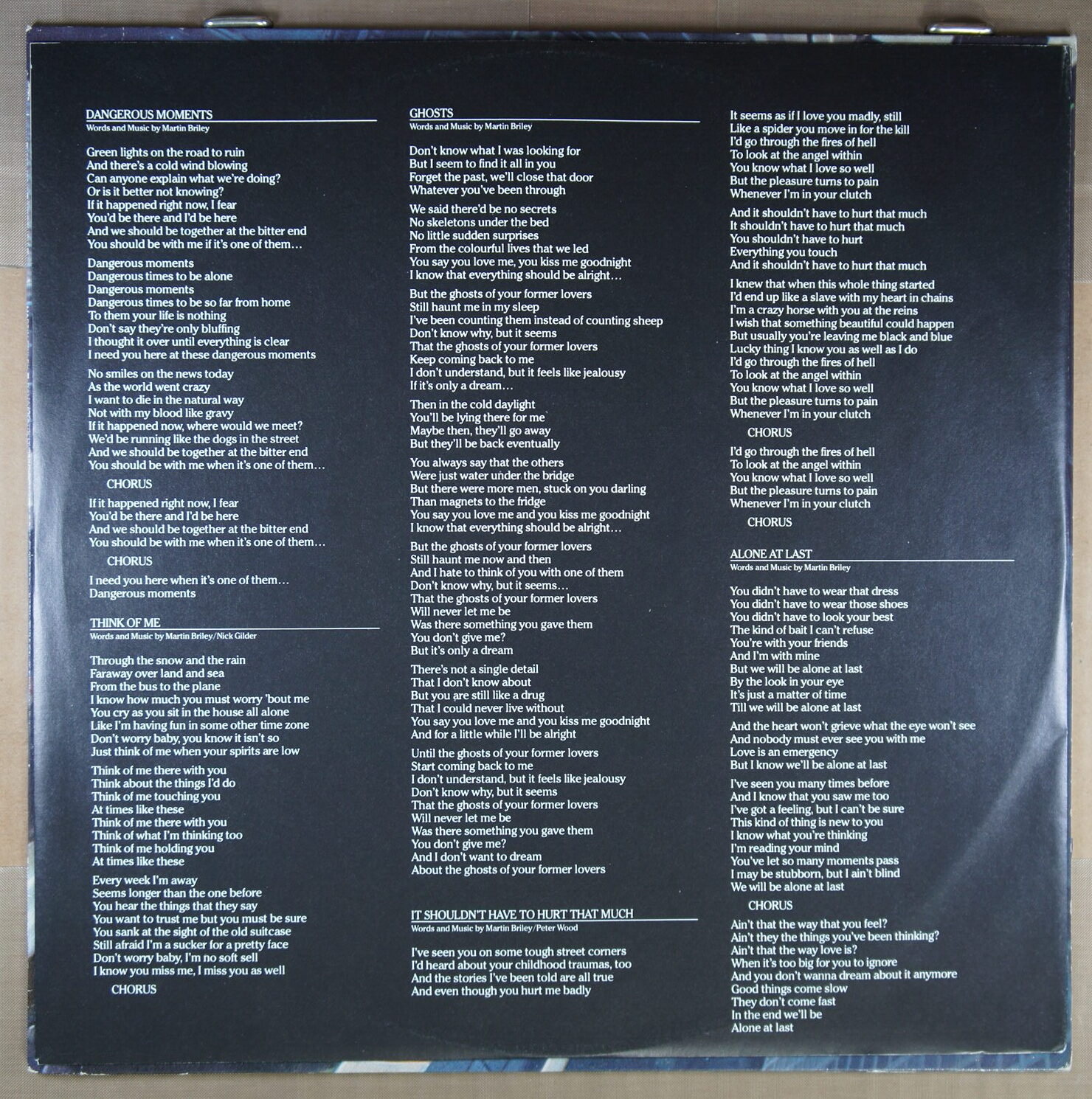 L71. MARTIN BRILEY DANGEROUS MOMENTS ~ NL ~ - Image 3