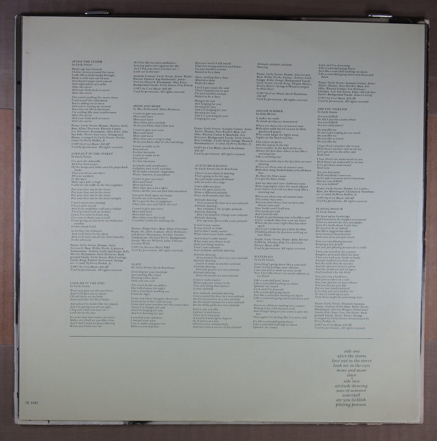 L118. CARLY SIMON PLAYING POSSUM ~ USA ~ - Image 4