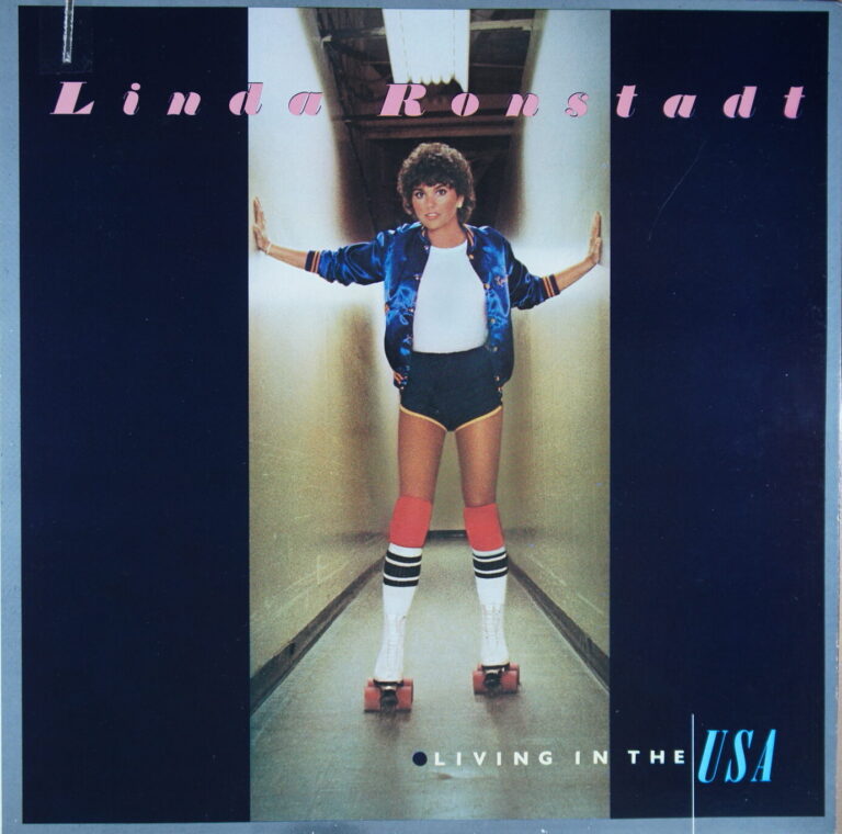 N29.	LINDA RONSTADT – LIVING IN THE USA ~ USA ~
