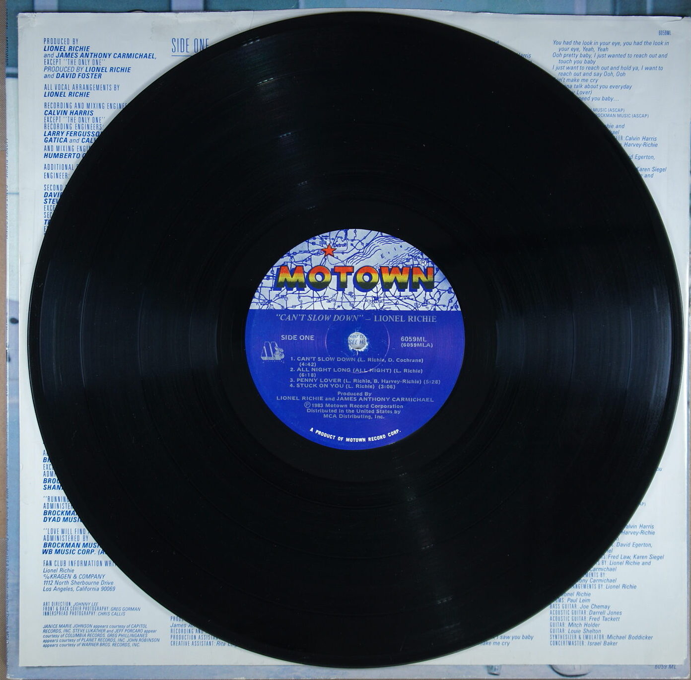 N104. LIONEL RICHIE – CAN’T SLOW DOWN ~ USA ~ - Image 7
